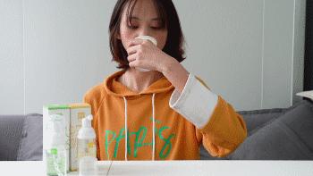 闭着嘴巴都感觉口腔有异味,闭着嘴巴嘴巴里有一股臭味