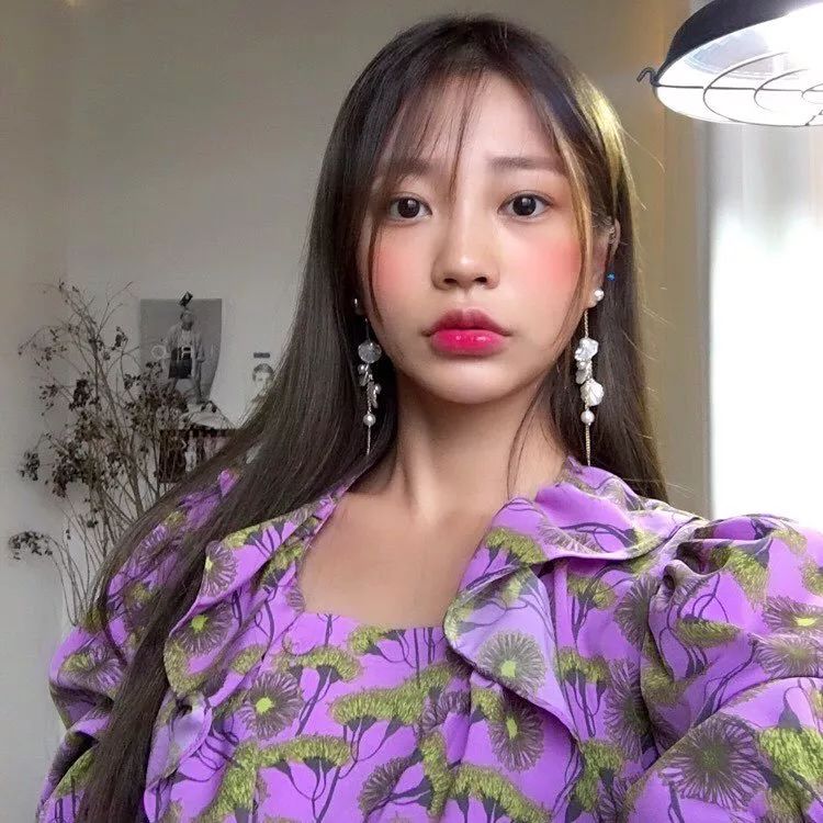 什么？！身高不够165CM的“厌世脸”也能当模特，韩国草根博主Mulbada用她的超高衣品做到了！