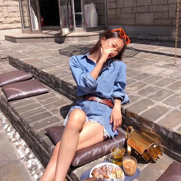 什么？！身高不够165CM的“厌世脸”也能当模特，韩国草根博主Mulbada用她的超高衣品做到了！