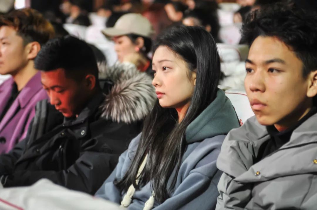 红十字会防艾直播,青春红丝带防艾校园行