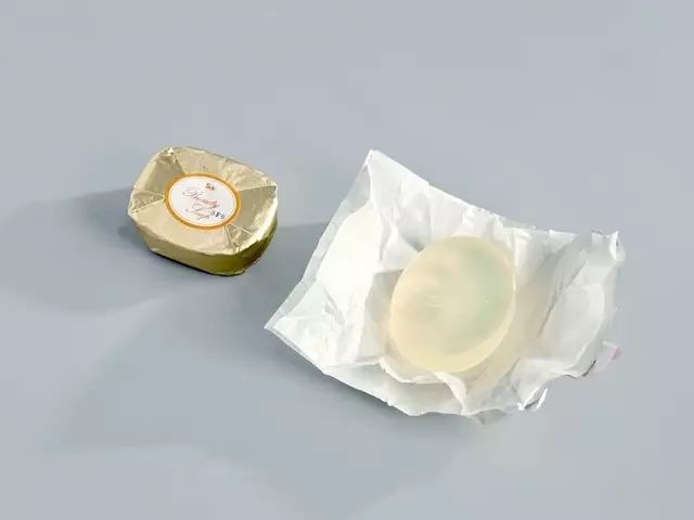 手工皂怎样用手打出绵密的泡沫 (晶莹剔透的手工皂)