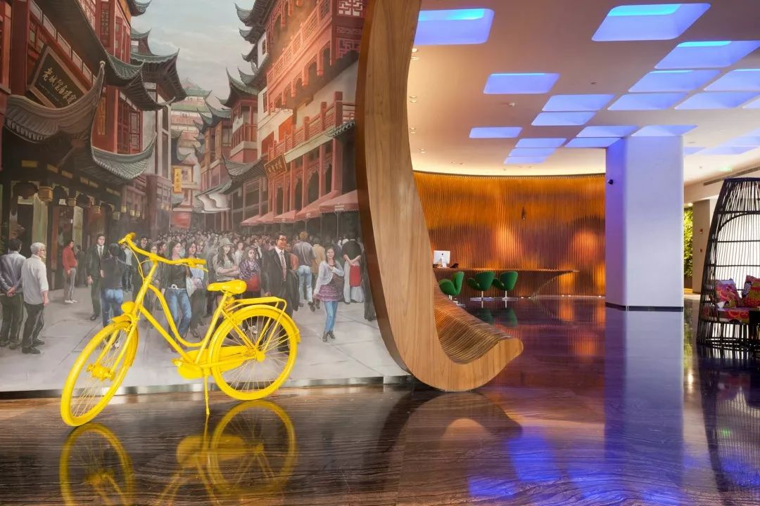 ¥299/2大1小——英迪格魔都第3家分号放大招！波龙鳕鱼和牛海陆饕餮狂欢！