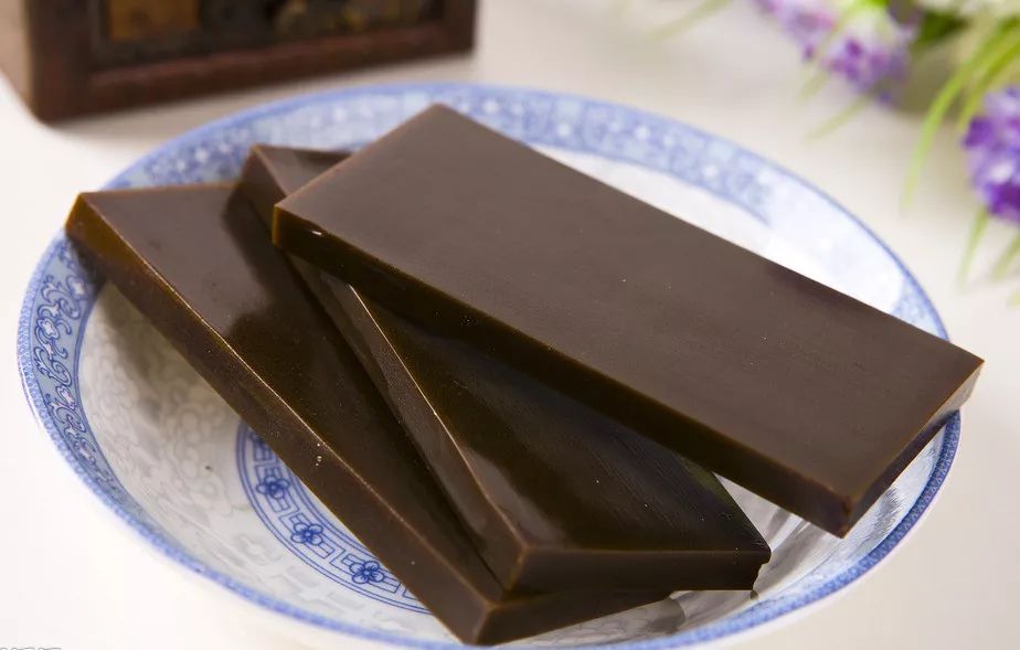 秋冬是吃阿胶滋补的最佳季节,入冬阿胶煲汤的正确做法