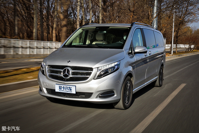成都车展奔驰v260l尊贵加长版,爱卡汽车评分