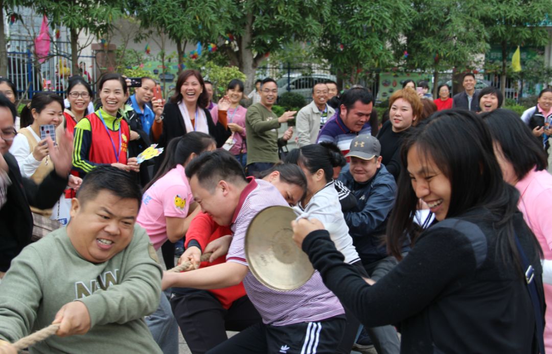 热闹！“喜迎广西60大庆微笑运动嘉年华”之赛事直播——南宁市中兴小学教育集团中兴校区2018年秋季学期第六届校园运动会