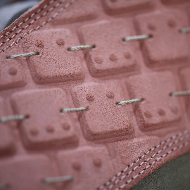 aj13浣庡府榛戠孩鍐犲笇,aj13鍐犲笇clot