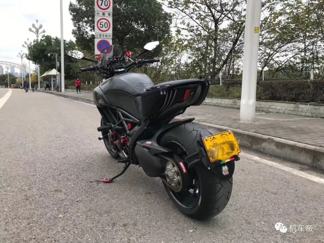 二手大贸杜卡迪大魔鬼s,二手大贸杜卡迪大魔鬼大概多少钱