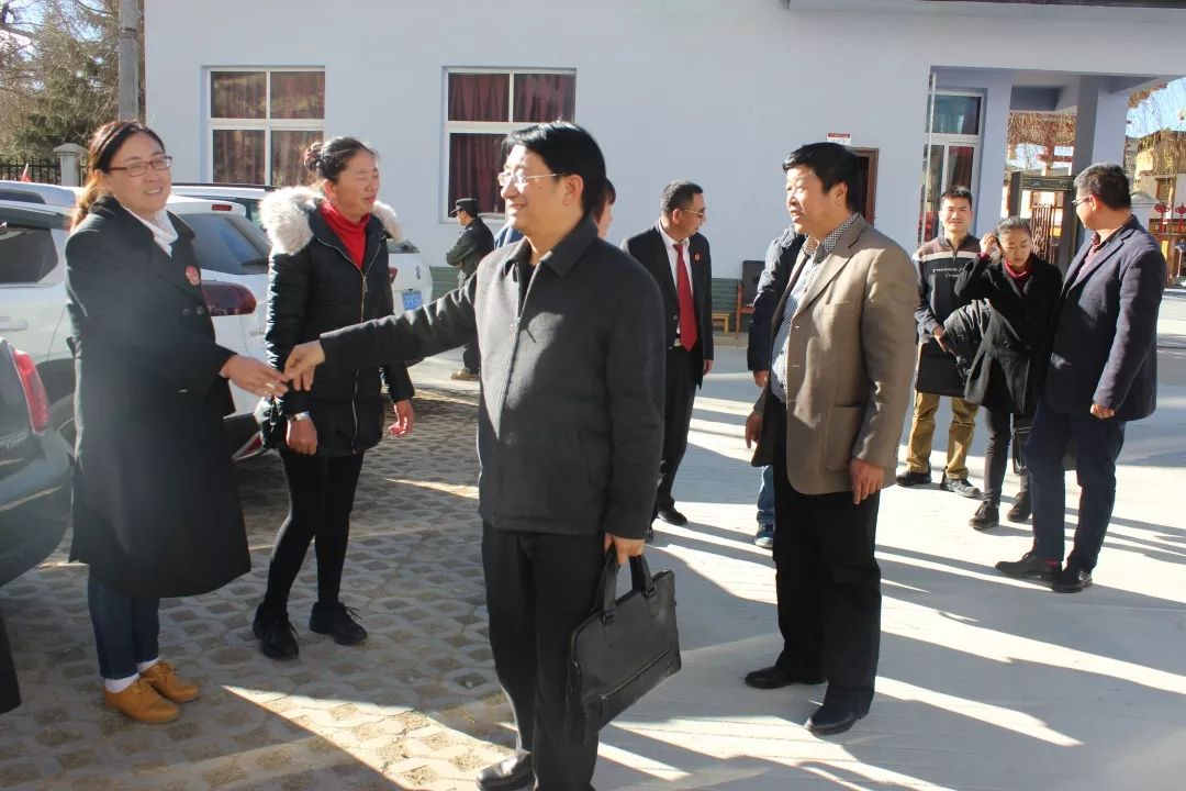 吕俊云南省高院,省高院副院长一行到法院调研