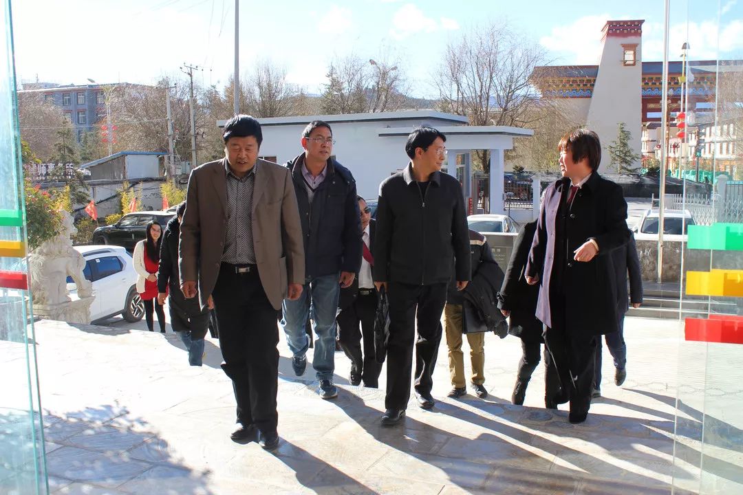 吕俊云南省高院,省高院副院长一行到法院调研