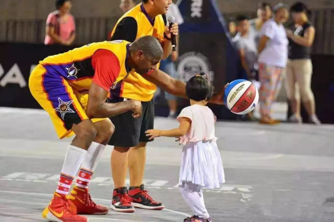 美国哈林巫师花式篮球,哈林巫师花式篮球中国行承办方