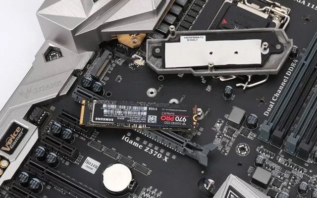 固态硬盘分区要4k对齐吗,固态硬盘分区了能不能装系统