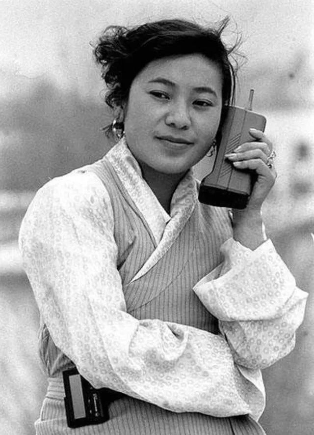 时代通讯大哥大手机,大哥大通讯设备退化史