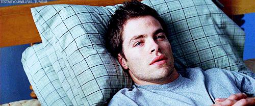 日常生活关注调整坐姿,不保持正确健康坐姿的危害