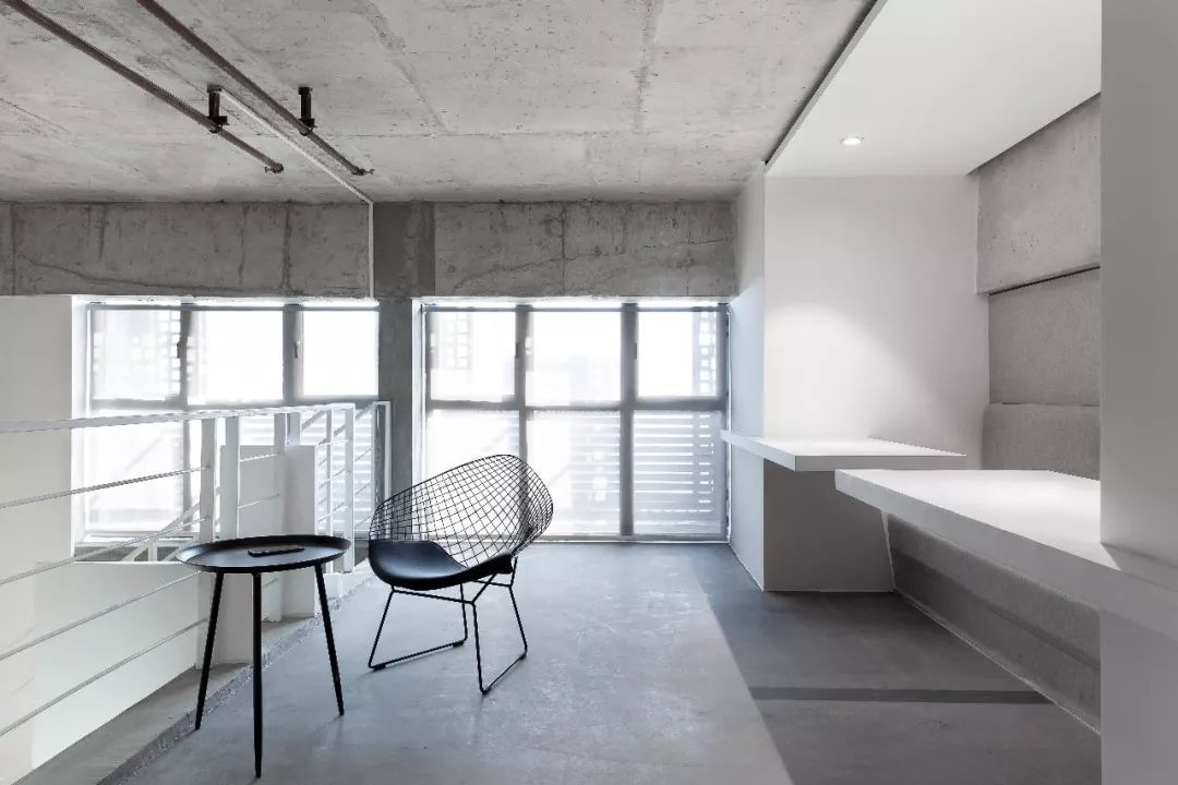 一个七彩青年创想空间，打碎了居住与工作间的壁垒