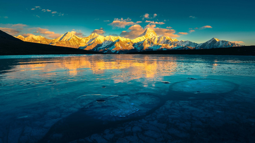 藏地秘境，贡嘎雪山之冷噶措自驾*行游**迹