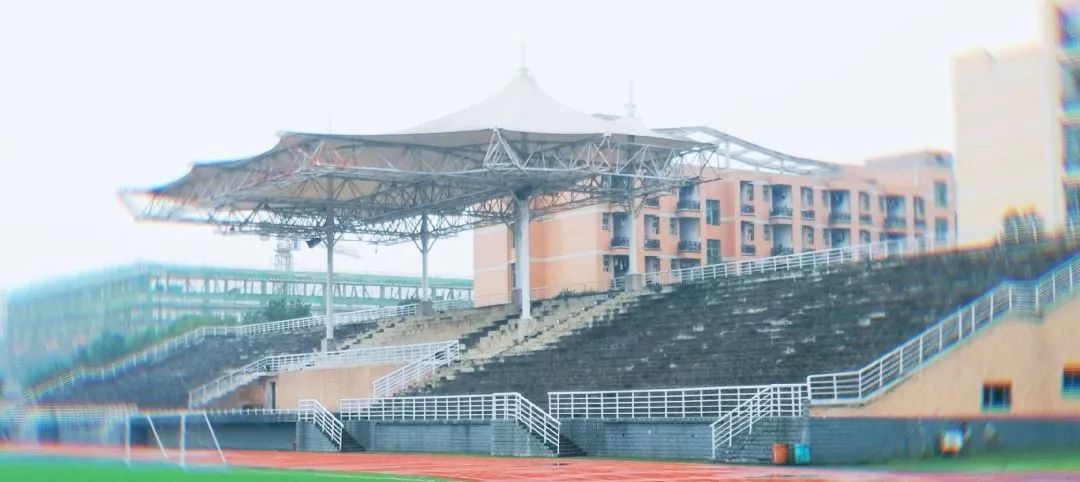 鍜屽悓妗岀帺浣犵敾鎴戠寽,鍜屽皬姹熷幓娓镐箰鍦虹帺