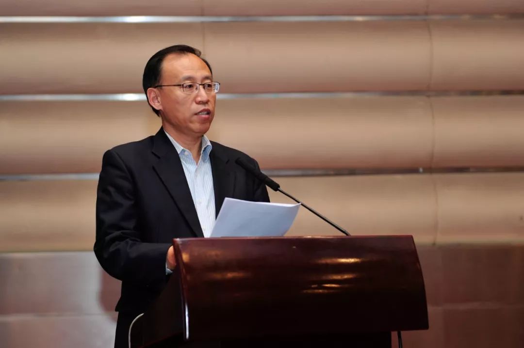 实现跨越式发展的新思路,实现跨越式发展关键靠创新的依据