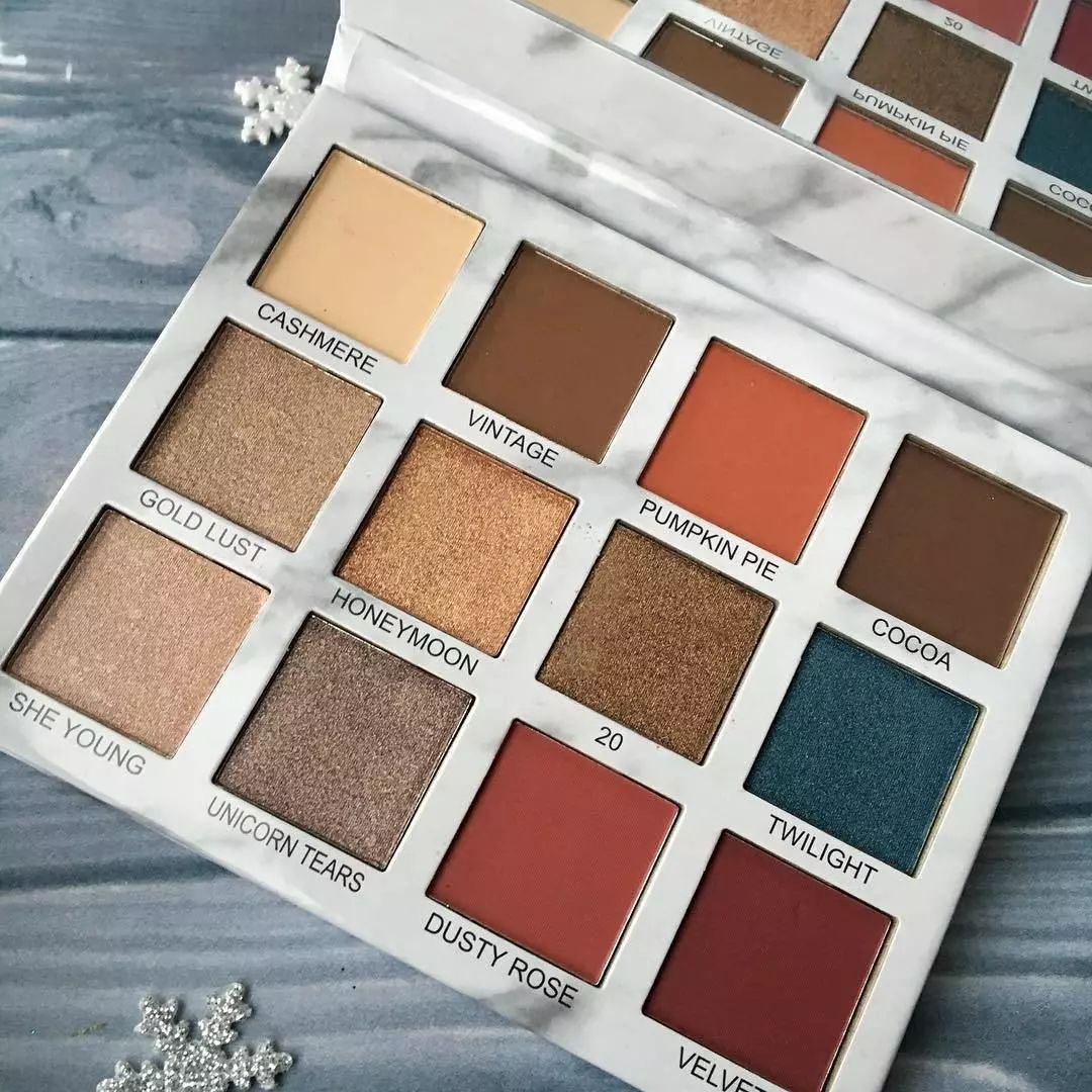 清仓大牌眼影盘,爆闪眼影盘网红爆款