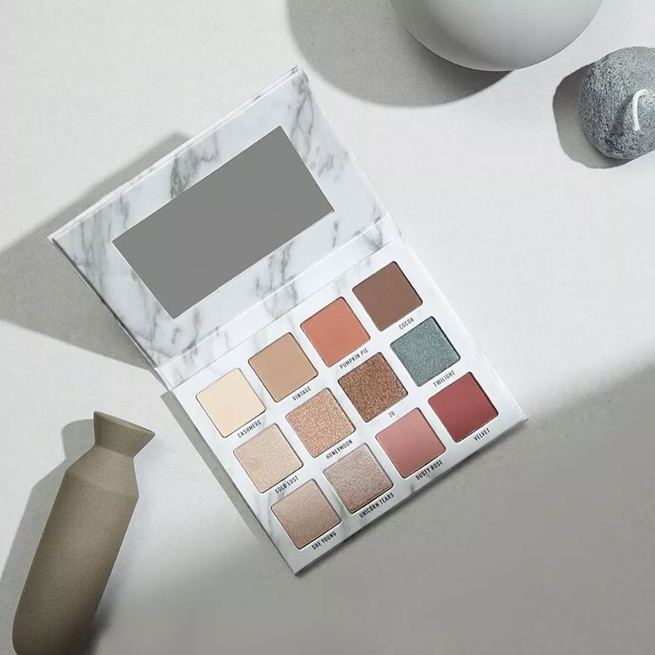 清仓大牌眼影盘,爆闪眼影盘网红爆款