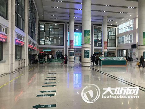 泸州一市民打印门诊明细清单被收取工本费结果还是作废发票