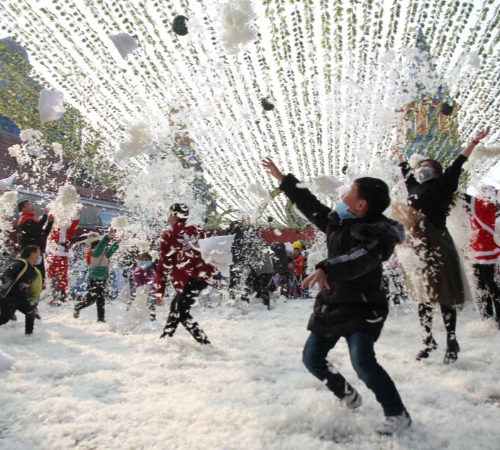 好玩的枕头大战,最好玩的枕头大战