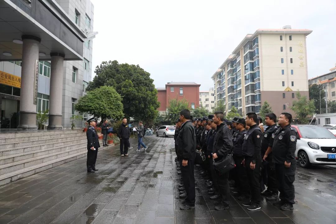 使用“随心借”的APP网贷遭遇“呼死你”、PS淫秽照片、恐吓借款人德宏警方一举拿下