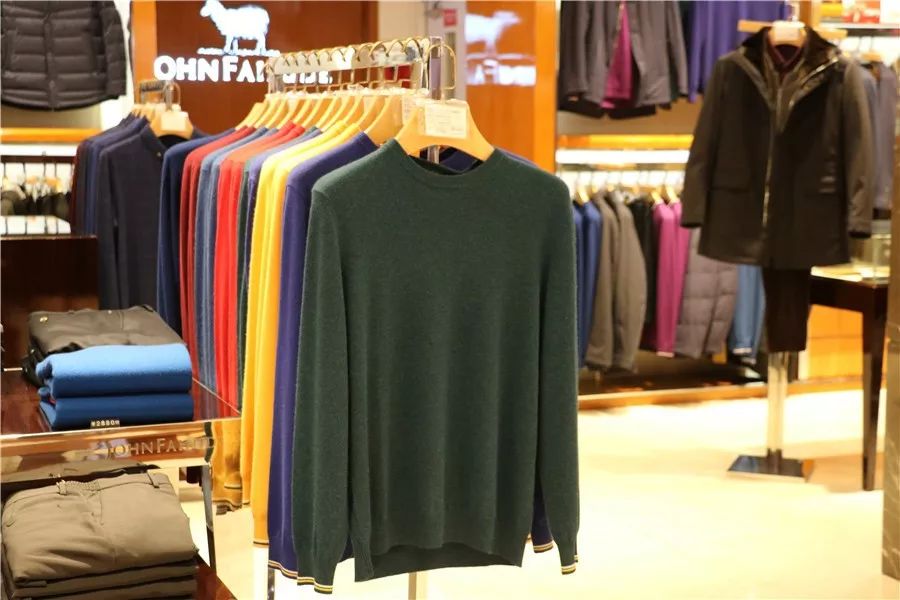 那些整天买买买的女人,平常买很多东西又不用的女生