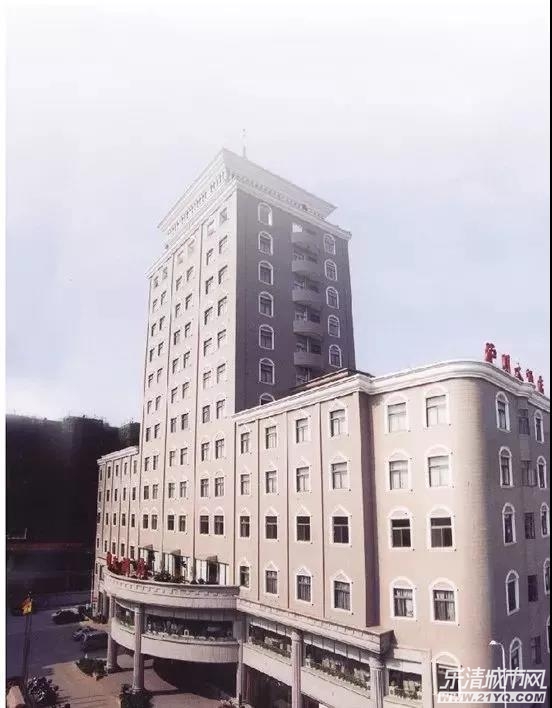 乐清男子靠一小烟摊起步，如今成为大集团老总！