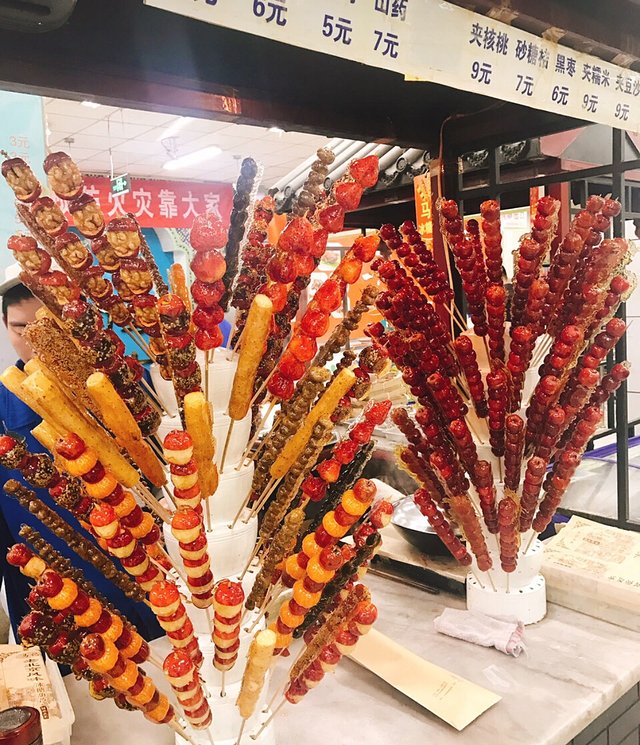 北京有一条特别牛的街叫牛街，我能在这溜溜儿吃一天！