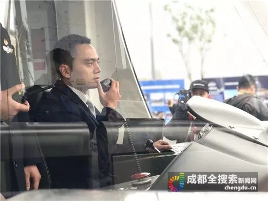 双喜临门！今天成都地铁3号线二三期和超萌“丁丁猫”上新啦