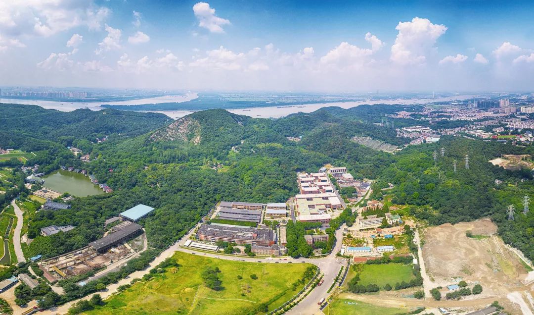 改革开放40周年图片展进行巡展,改革开放40周年南京图片展现场