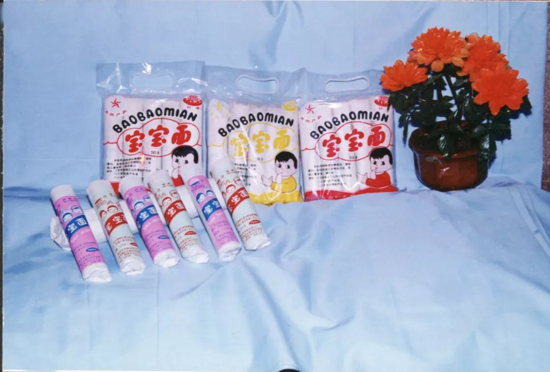 改革开放40周年图片展进行巡展,改革开放40周年南京图片展现场