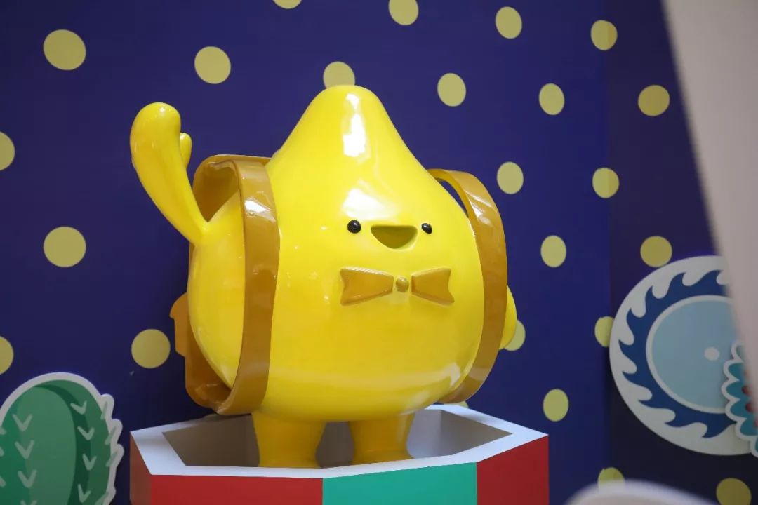 交互艺术展！地铁主题巨型扭蛋机！欢乐小丑团……新晋潮酷打卡圣地来袭