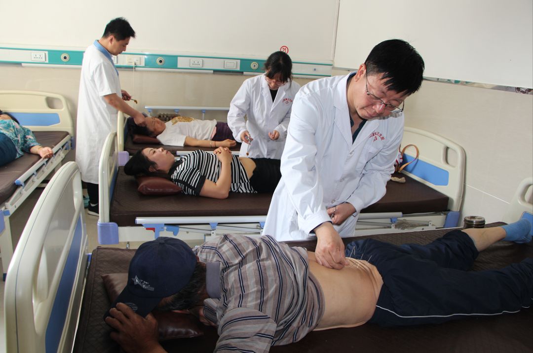 健康守护者风采录｜鲁秀杰：山城小镇上的“犟”医生