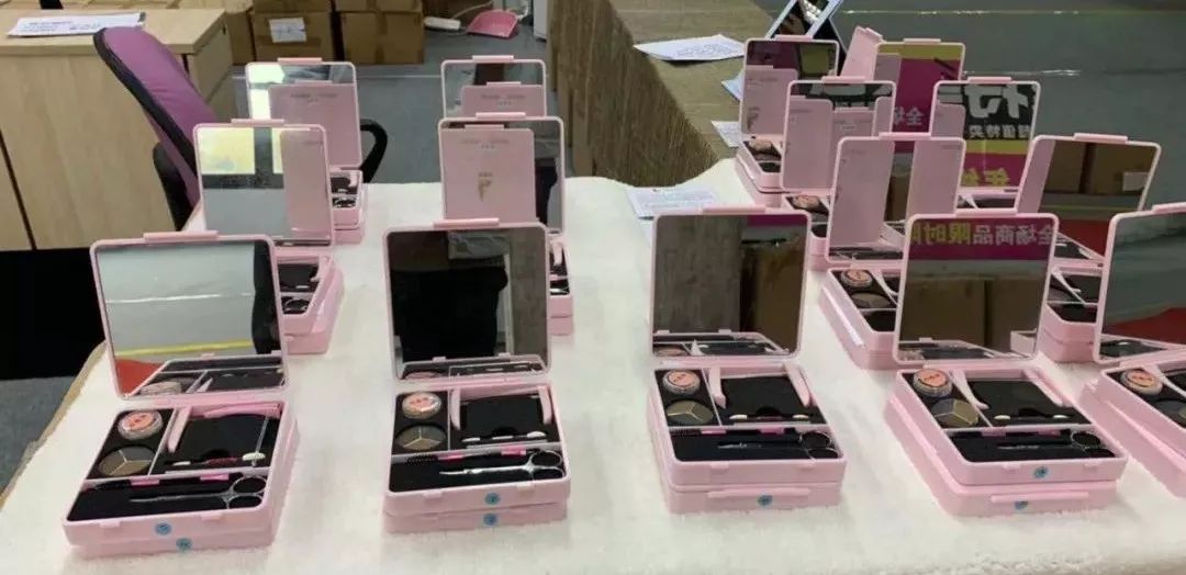 松江大型服装特卖,上海松江服装特卖