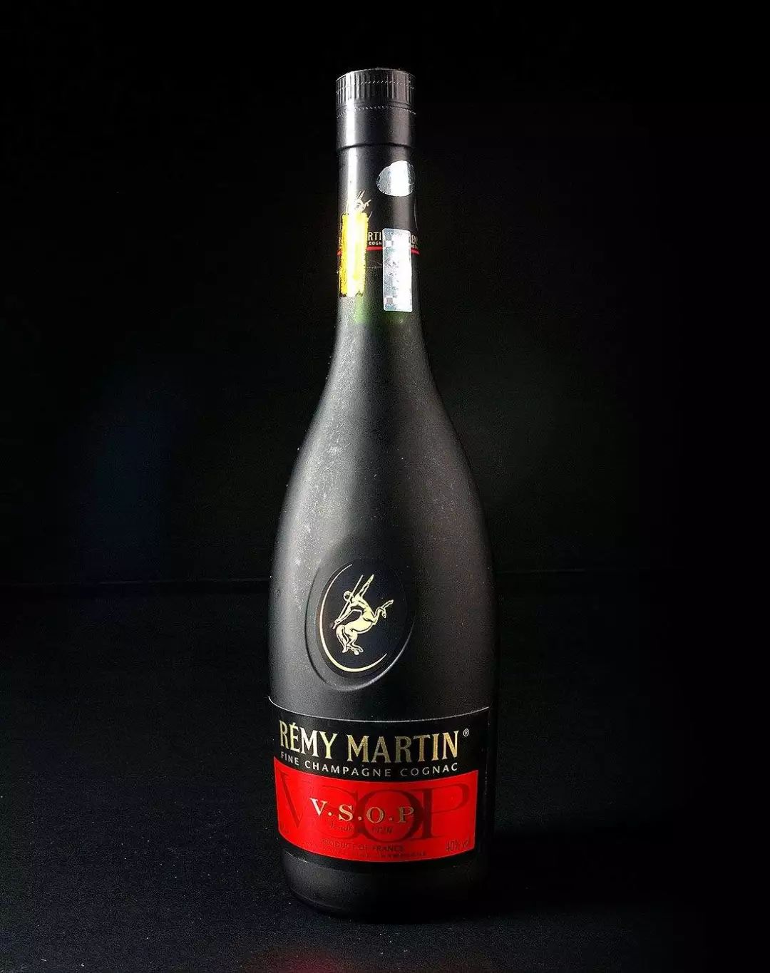 松江大型服装特卖,上海松江服装特卖