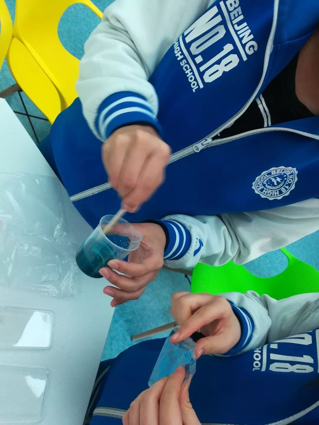 手工手机壳制作套装,用旧衣服制作手机壳