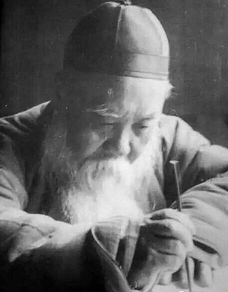 他用100首诗记录了100位书法家,50首书法家经典古诗