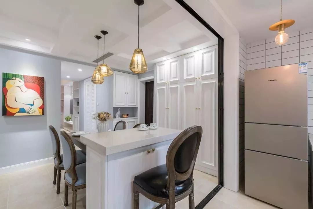 家中横梁压床该怎么化解,家中横梁压顶有什么危害吗