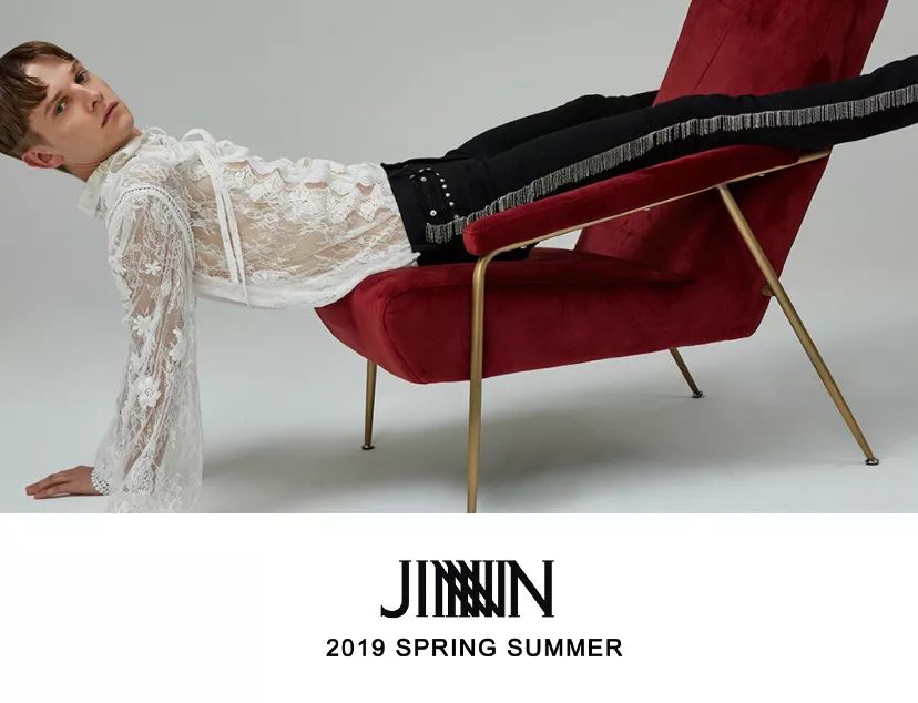 明星都爱Ta的眼镜，但其实Ta是个时装品牌