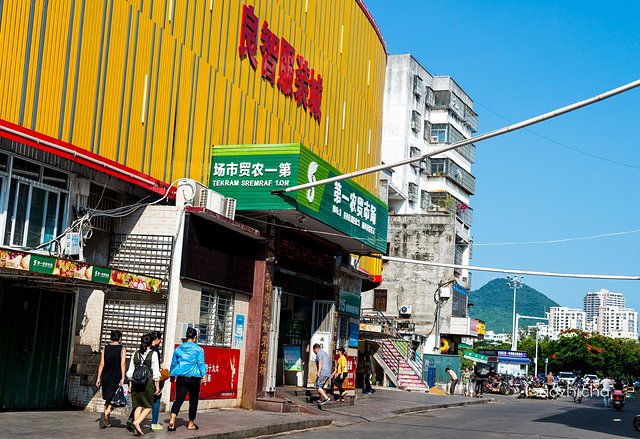 逃离阴冷的成都，到三亚享受这个冬天！