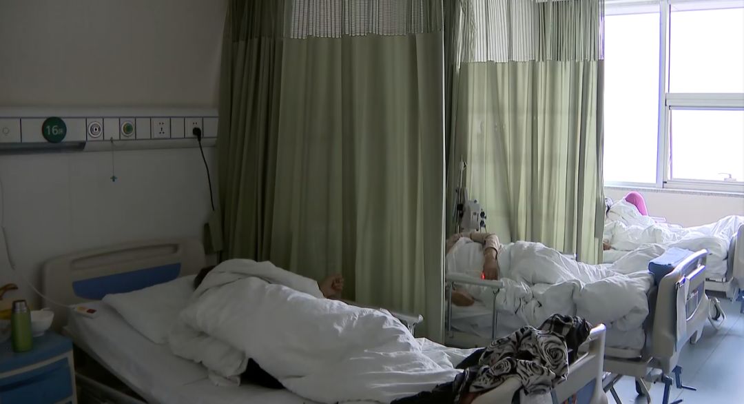 熬夜+喝酒！28岁小伙患上高血压……