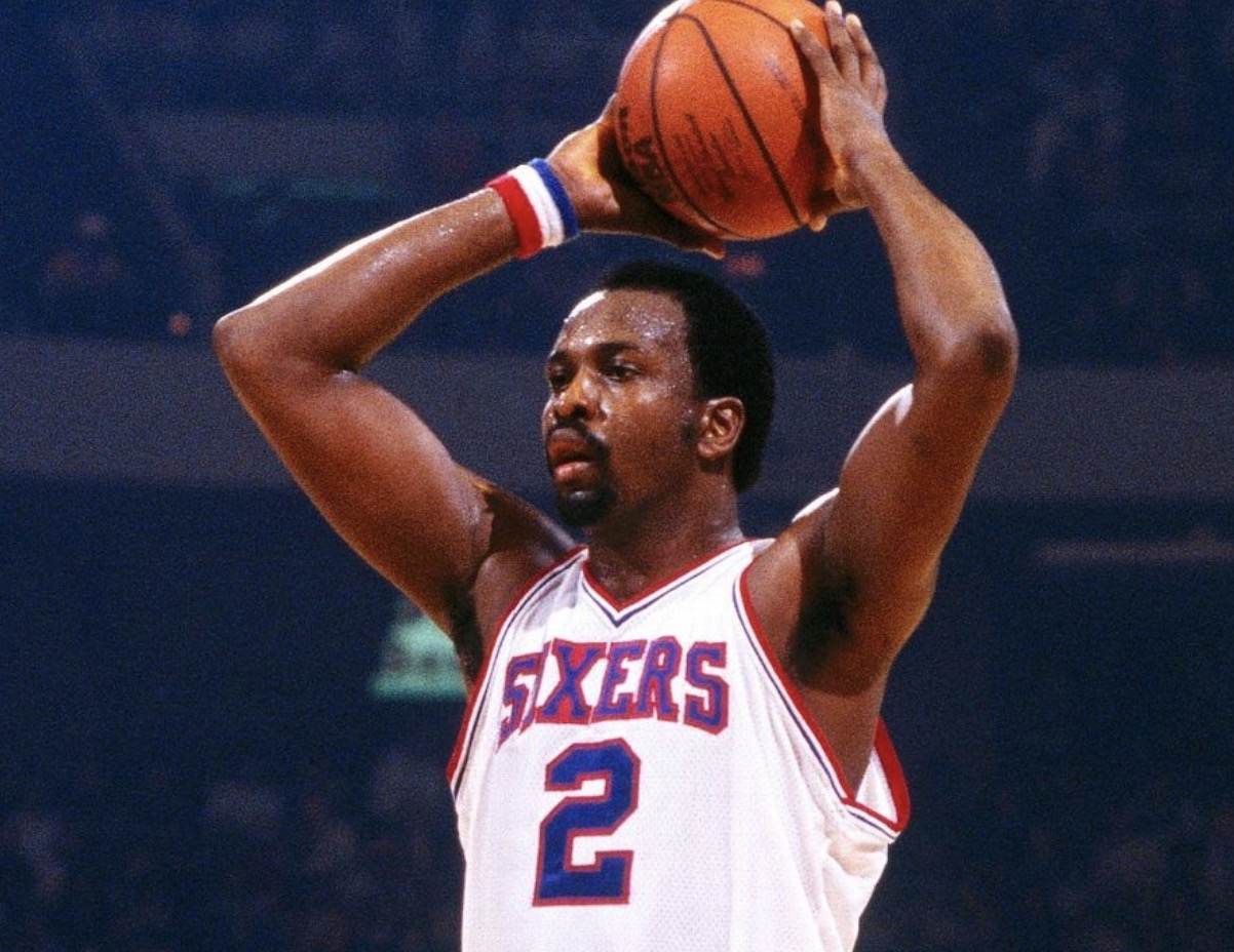 哪些球星换过球衣,换过球衣号码的十大巨星