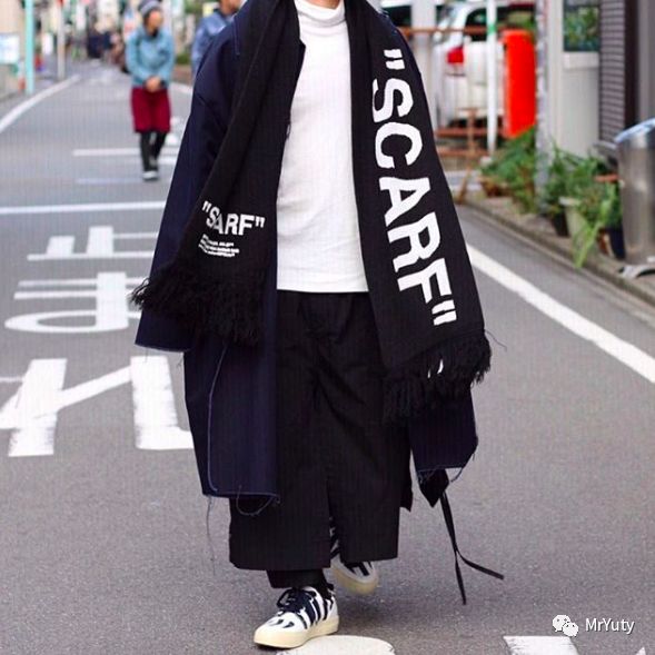 保暖抗风还能凹造型，今年这件单品可能是有毒！