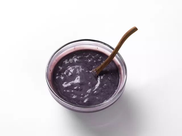 染了亚麻色好黄,发廊亚麻色染出来什么效果