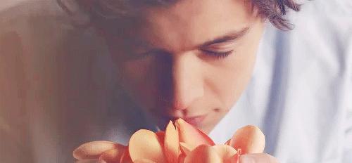 麻范儿好物｜祖玛珑、圣罗兰……一口气买齐6支“大牌”香水，只花了我四十几块！