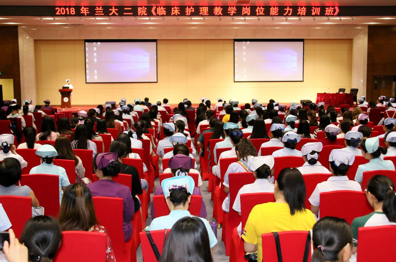 这一年，“二院人”的独家记忆——护理篇