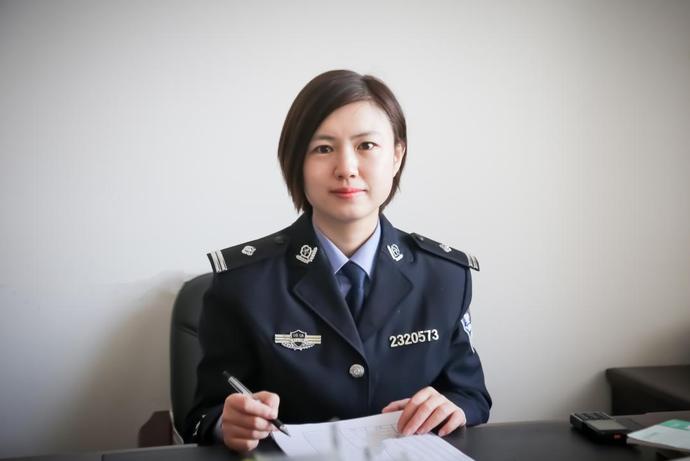 生死关头救自己还是救他人,生死时刻谁放了红军一条生路