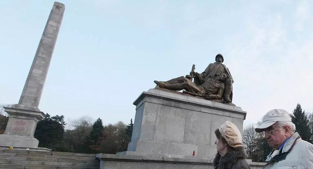 羞羞小黄书下架，背后是日本沉沦？