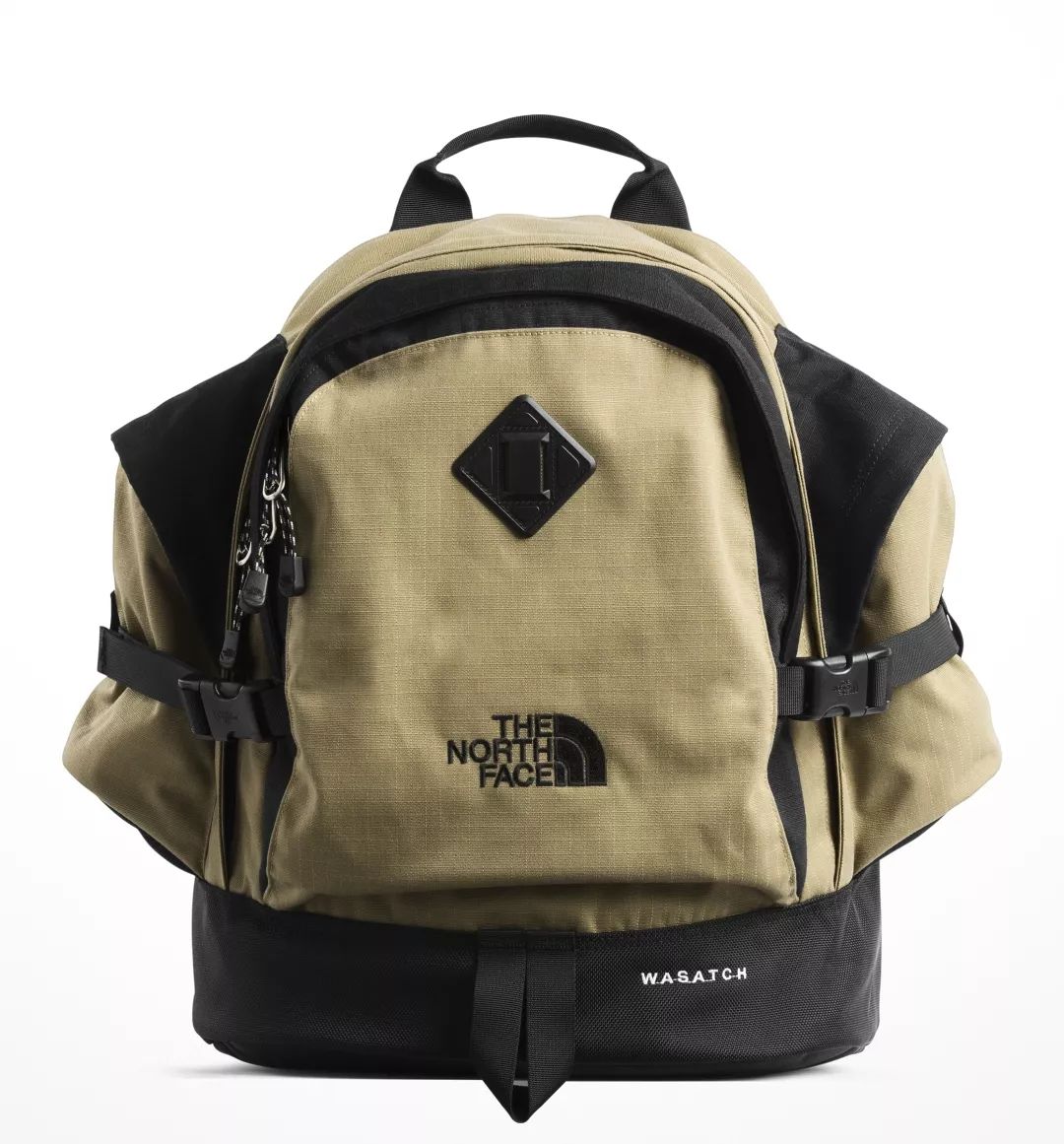 再也不怕钱包压力大，全家的新年购物清单在东荟城名店仓一次搞定